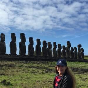 Meet your Posher, Moira